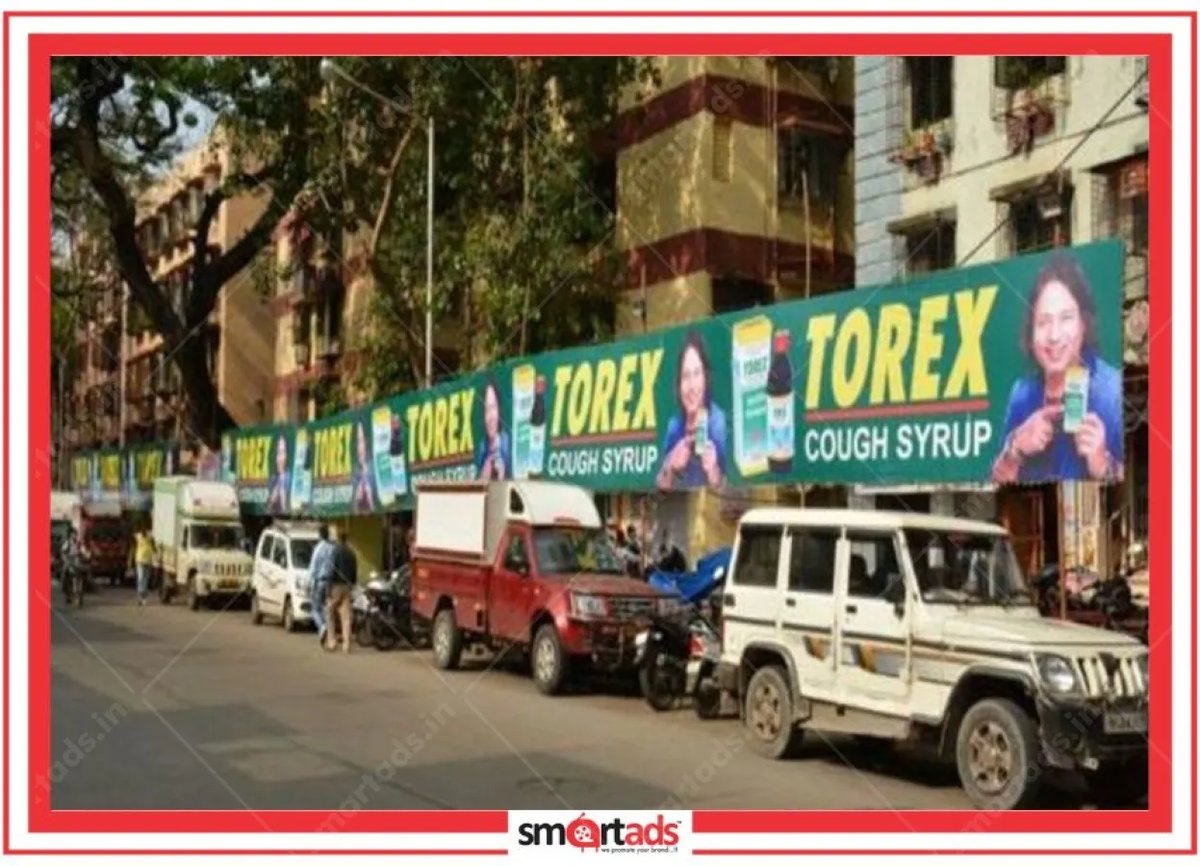 Road Side Banner media advertisement