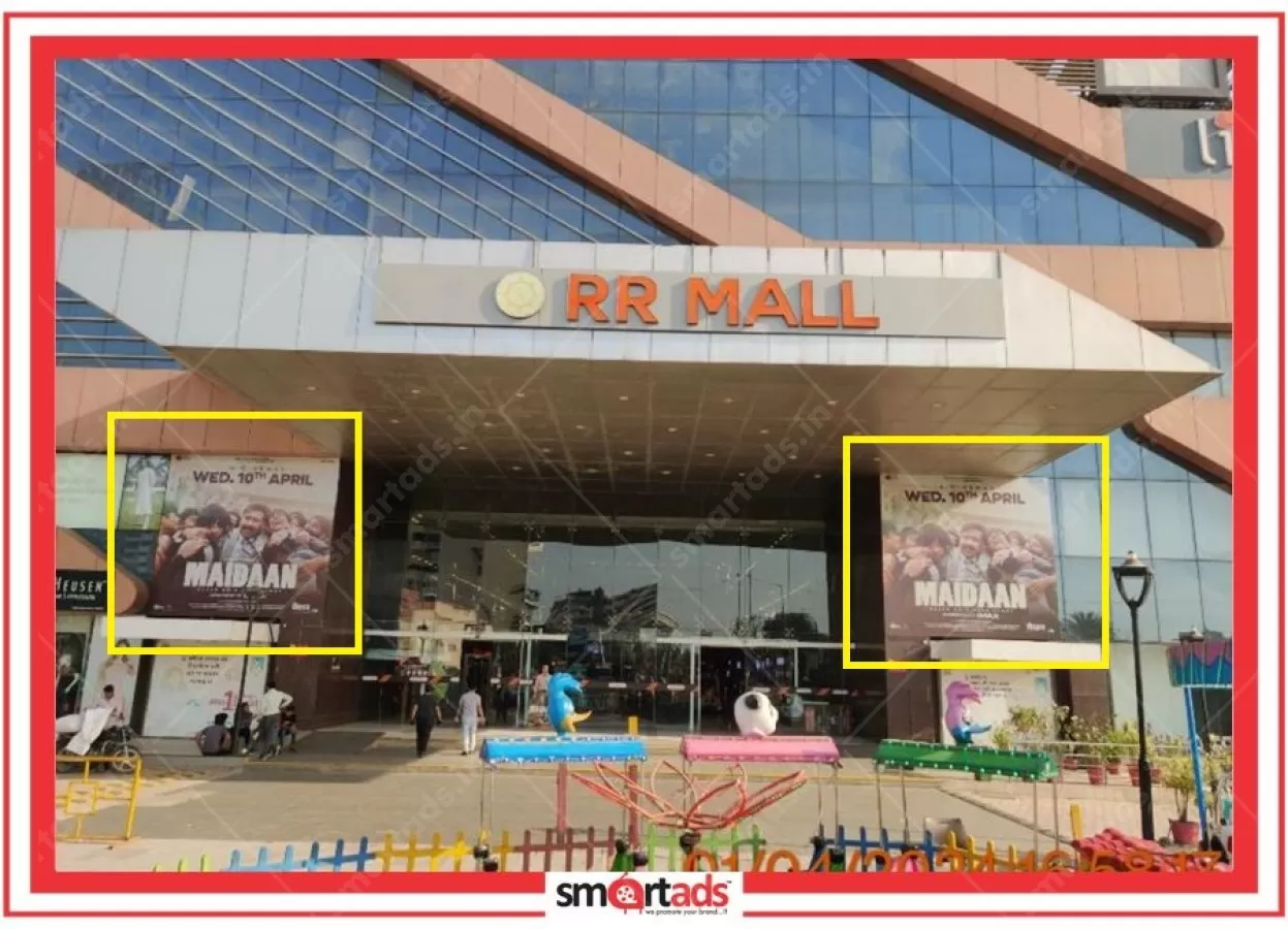 Glass Facade media advertisement