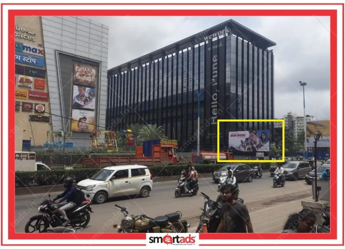 Hoarding media advertisement