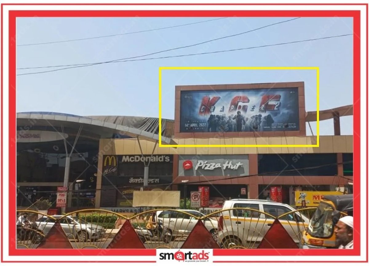 Facade media advertisement
