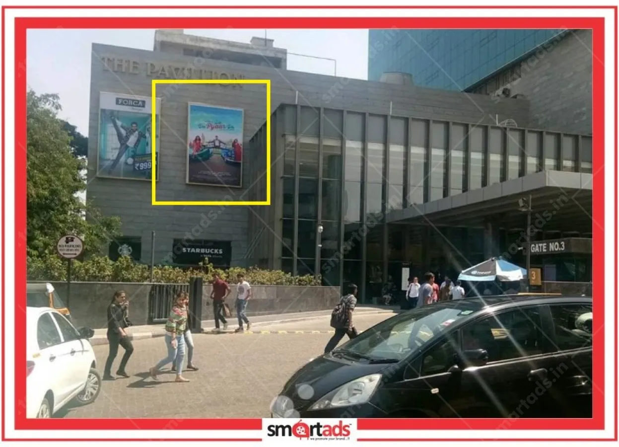 Facade media advertisement