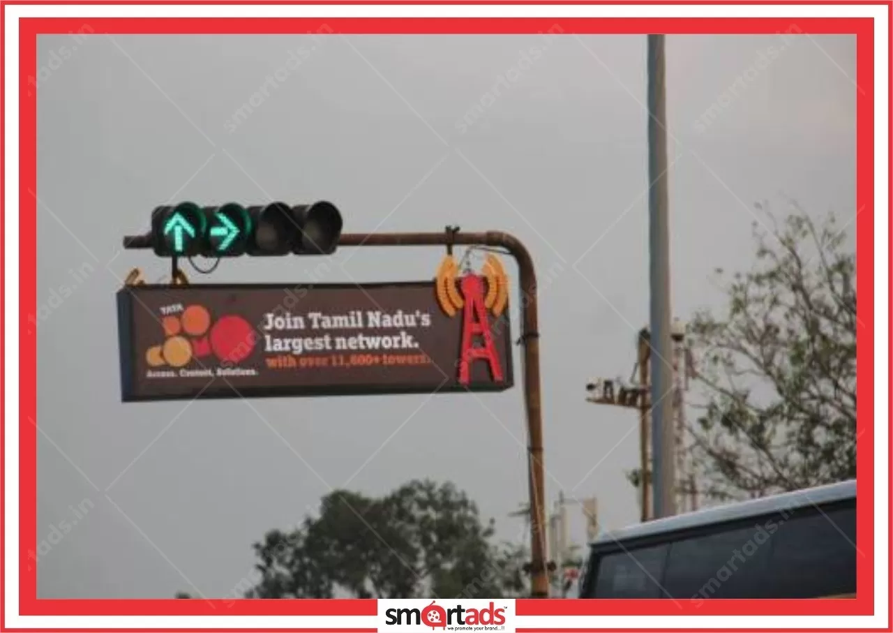 Traffic Signal media advertisement